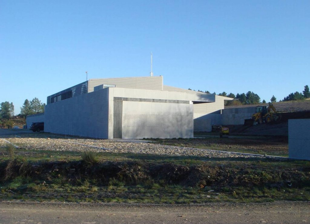 CONSTRUCCION-E-ACONDICIONAMIENTO-DO-CENTRO-DE-INTERPRETACION-DA-CULTURA-CASTREXA-NO-CONCELLO-DE-SAN-AMARO-OURENSE-2-1-1024x739