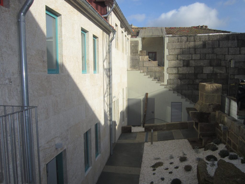 Edificio-Ferreria-25-27-29-31-Vigo-1-2-1024x768