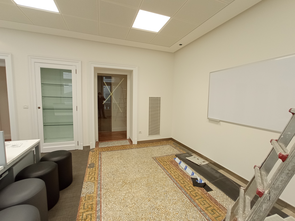 Restauración oficina de Banca privada en El Cantón - A Coruña - Dicsa Construcción