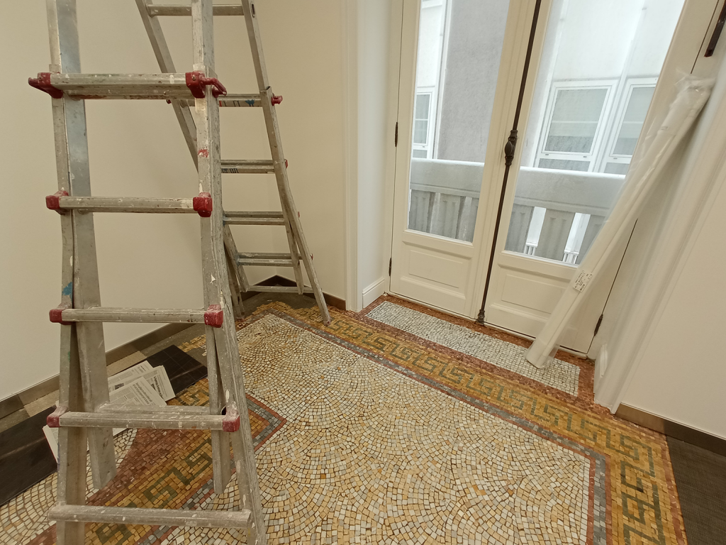 Restauración oficina de Banca privada en El Cantón - A Coruña - Dicsa Construcción
