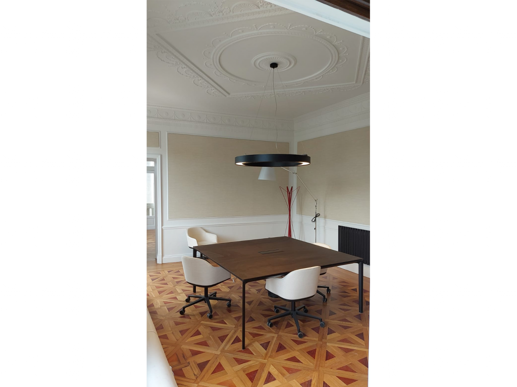 Restauración oficina de Banca privada en El Cantón - A Coruña - Dicsa Construcción