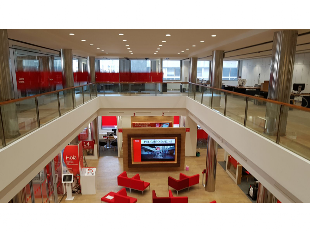 Oficina principal del Banco Santander Calle Policarpo Sanz de Vigo - Dicsa Construcción