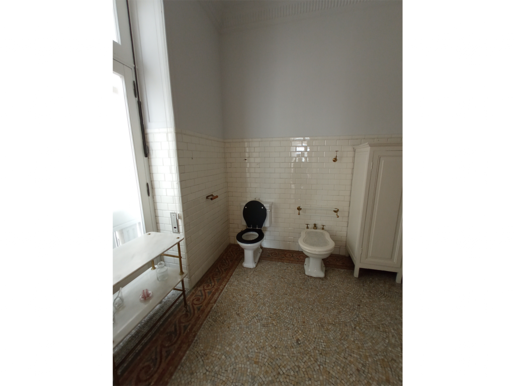 Restauración oficina de Banca privada en El Cantón - A Coruña - Dicsa Construcción