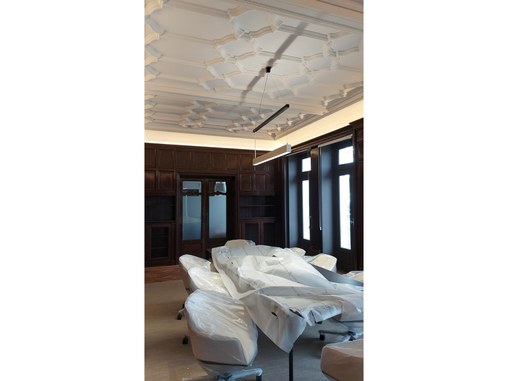 Restauración oficina de Banca privada en El Cantón - A Coruña - Dicsa Construcción