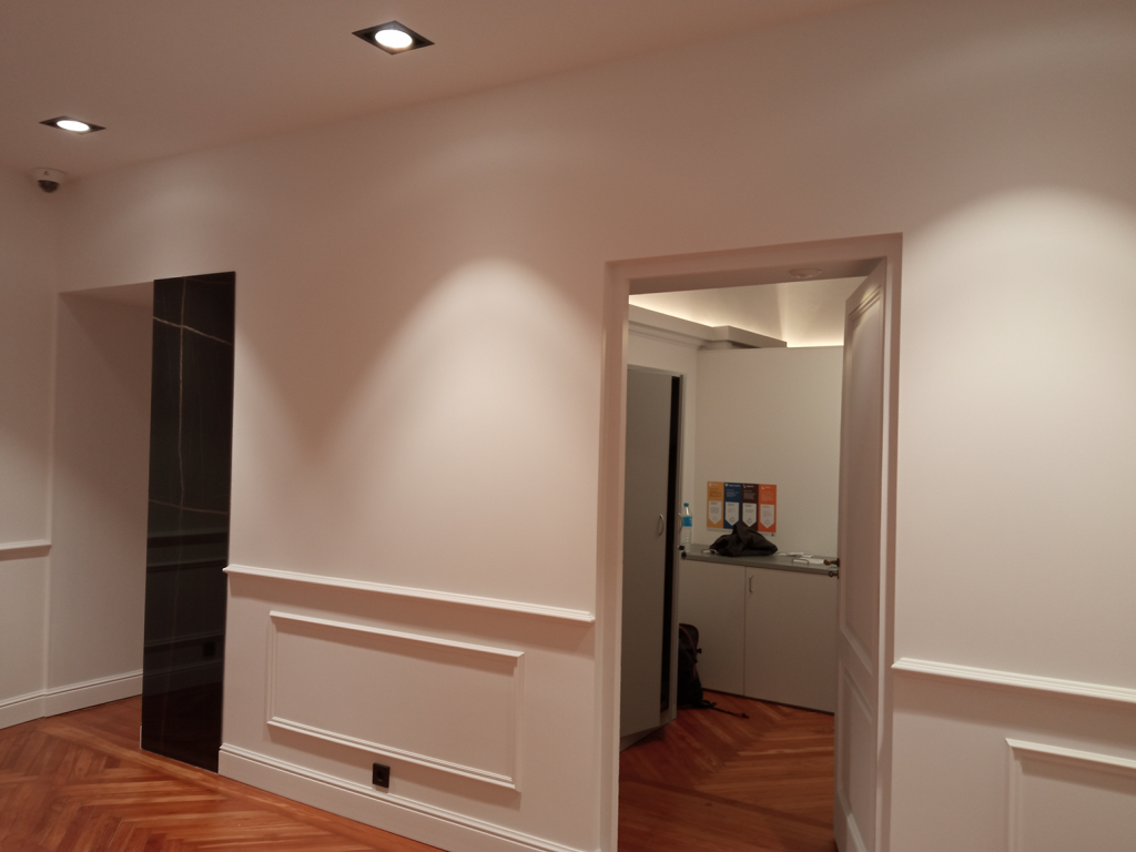 Restauración oficina de Banca privada en El Cantón - A Coruña - Dicsa Construcción